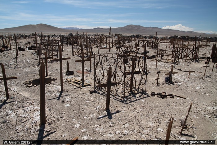 Cementerio en pleno desierto de Atacama