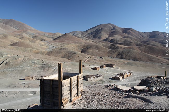 Edificios en el desierto Atacama - Mina Alaska