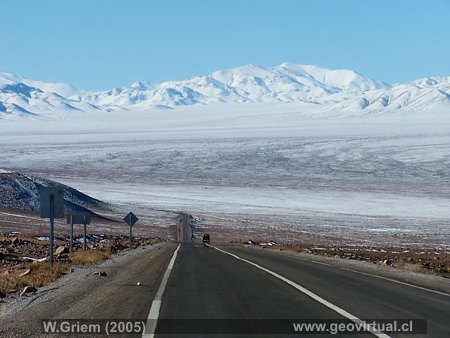 Nieve en el desierto Atacama:  El Llano de Varas