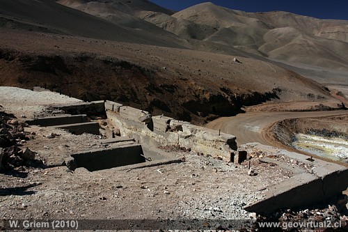 Azufrera de Maricunga - Planta antigua de Azufre en Atacama