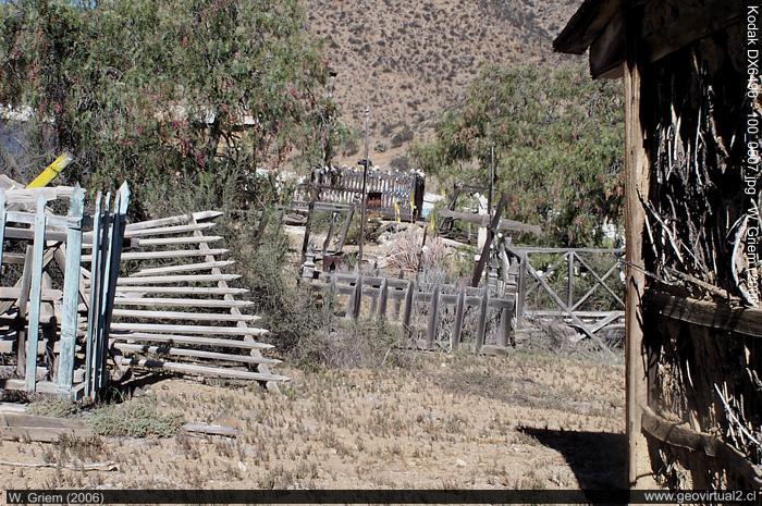 Ein verlassener Friedhof in Atacama: Quebradita