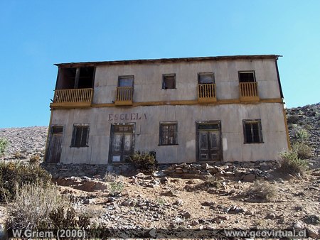 Das ehemalige Schulgeb�ude in Quebradita (Atacama, Chile)