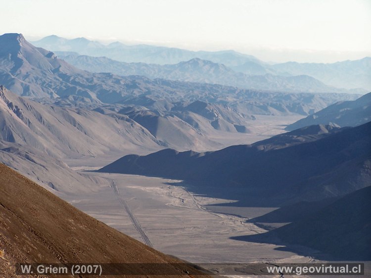 Atacama: Quebrada Paipote - camino internacional