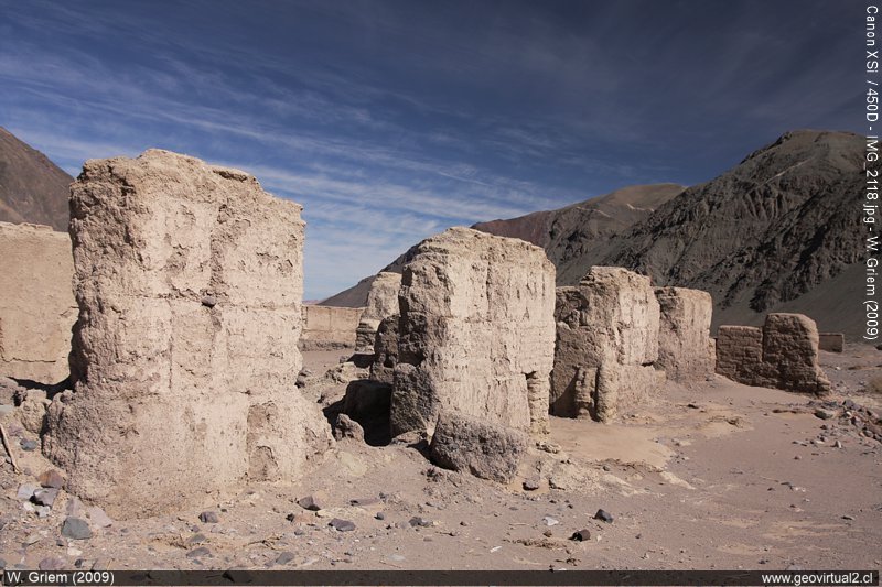 Ruins of Puquios, a old mining village, in the Atacama Region - Chile