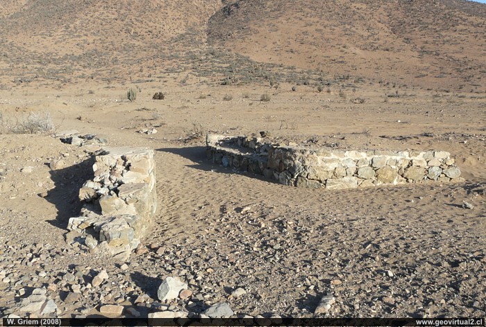 restos de un puente en la ex linea ffcc de Astillas