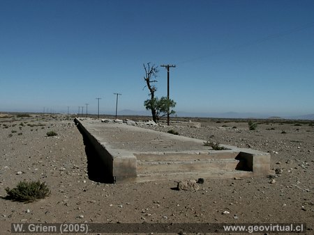 Ex estaci�n Punta Diaz en pleno desierto Atacama