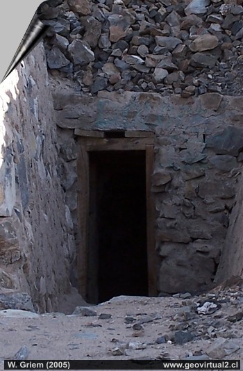 Entrada de la mina Dolores 3 en Chañarcillo