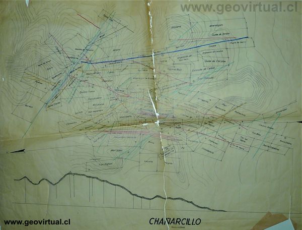 Plano de Cha�arcillo con curvas de nivel