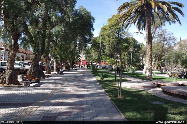 Plaza de Vicuña en el valle del Elqui, Región de Coquimbo, Chile
