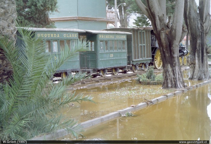 Tren después de lla lluvia de 1997 en el desierto de Atacama, Chile