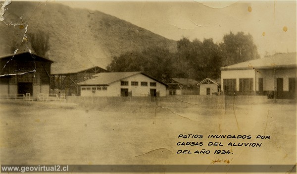 Patio de la Universidad de Atacama, Copiapo en 1934 - escuela de Minas