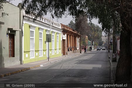 Calle Atacama en Copiapó / Chile - con casa Lorca 