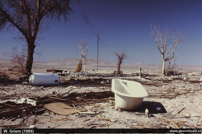 Oficina Alemania en 1989 en el desierto de Atacama, Chile