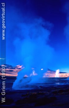 El Tatio en el Norte de Chile, cerca de san Pedro de Atacama, Chile
