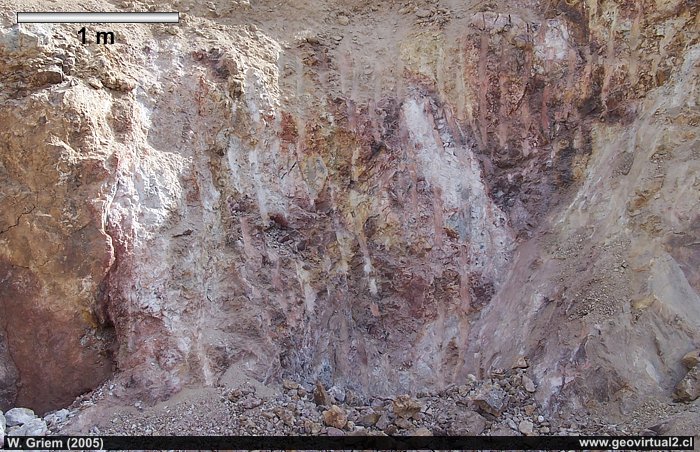 Alteración hidrotermal en el sector Maray (Atacama, Chile)