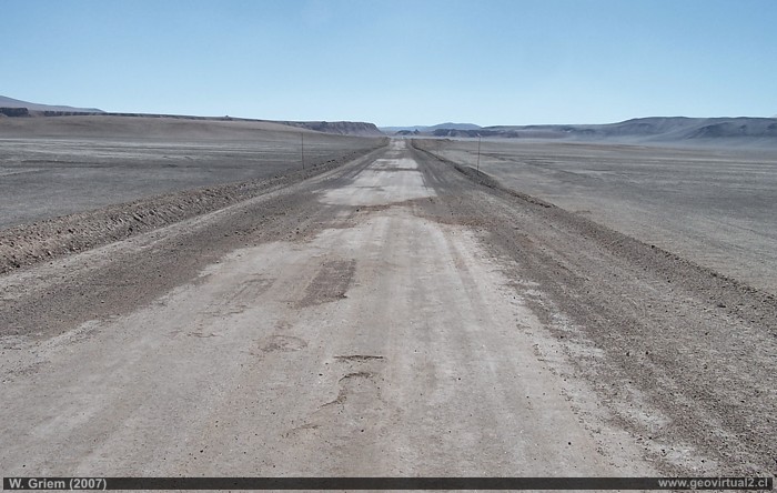 Llano de Piedra Pomez en la Región Atacama, Chile Die Piedra Pomez Hochebene in den Anden der Atacama-Wüste, Chile