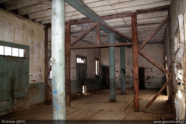 Atacama: Escuela de Quebradita - interior