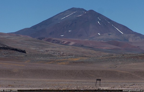 Volcan Copiapo en la Region de Atacama - Chile