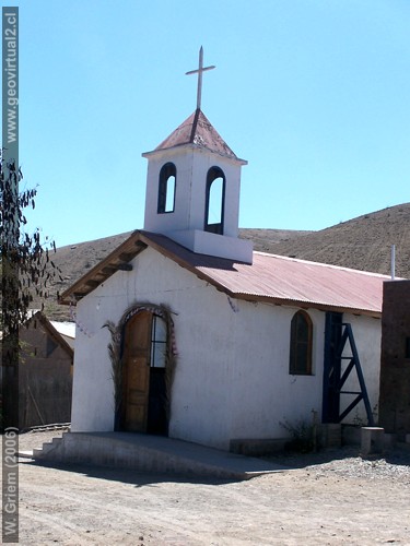 Die kleine Kirche von Totoral in der Atacama Wüste in Chile