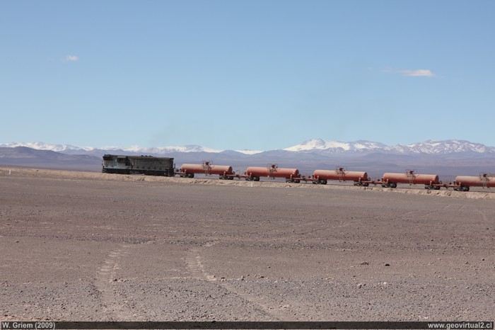 Eisenbahn Zug in der Atacama-Wüste in der Nähe der Mine Franke