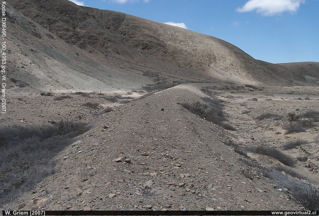 Terraplen en el sector del Pueblo Las Animas, Atacama - Chile