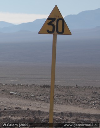Carrera Pinto in der chilenischen Atacama Wüste - Bahnsignal