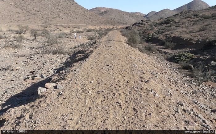 Ferrocarril de la mina Coquimbana en el desierto de Atacama, Chile