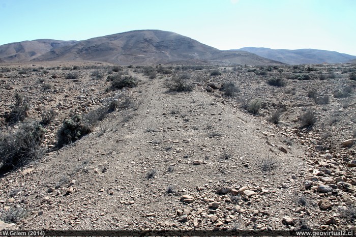 Linea ferrea de la estación Juan Godoy en Chañarcillo, Región de Atacama - Chile