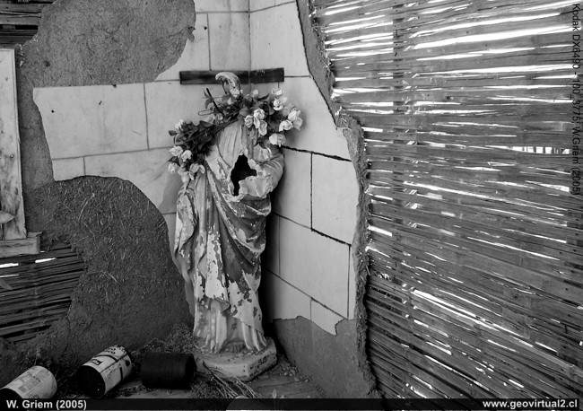 Tumba en el cementerio de Carrizal Alto, Atacama - Chile