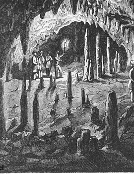Cueva con estalagmitas y estalagtitas - Ludwig 1863