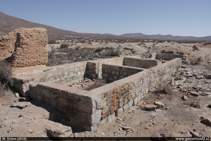 Ruinas de la Fundición Agua Amarga en Atacama, Chile