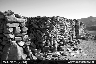 Mina, ruinas de Cachiyuyo en Llampos