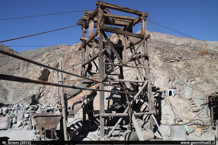 Rajo de Oro, mina en Cachiyuyo de Llampos - Atacama