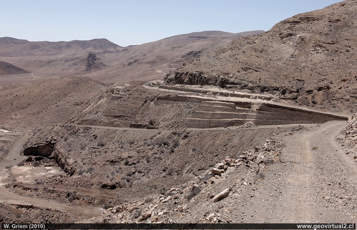 Die Reste der Silbermine Dolores 1 in Chañarcillo - Atacama Region - Chile