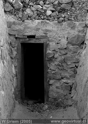 Entrada de la mina Dolores 3 en Chañarcillo