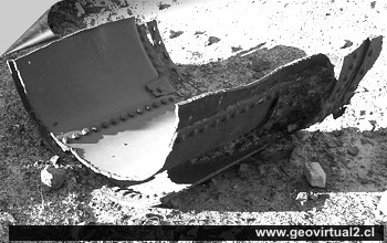 Trozo de metal en Sofia, Puquios